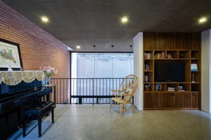 Modern Rustic Brick House Architecture: Cozy Exposed Brick Homes in the Heart of the City - image 2