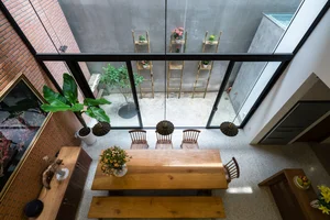 Modern Rustic Brick House Architecture: Cozy Exposed Brick Homes in the Heart of the City - image 7
