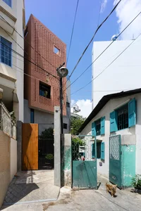 Modern Rustic Brick House Architecture: Cozy Exposed Brick Homes in the Heart of the City - image 5