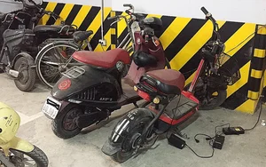 Why Mini Fire Extinguishers Fail to Stop Electric Vehicle Battery Fires - image 1