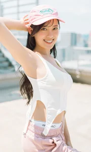 Sarina Kashiwagi Reina Weekly Playboy Photo Book: Exploring the Temptation Season Collection - image 2