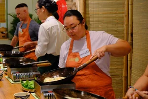 Authentic Vietnamese Cooking Classes: Learning Banh Xeo and Bo La Lot in Saigon - image 2