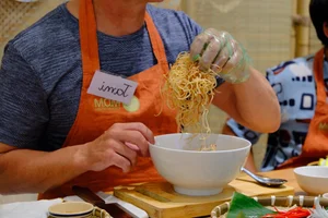 Authentic Vietnamese Cooking Classes: Learning Banh Xeo and Bo La Lot in Saigon - image 7
