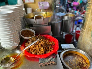The Hidden Gem of Thai Binh: A Fish Noodle Shop Selling 1,000 Bowls Daily - image 9