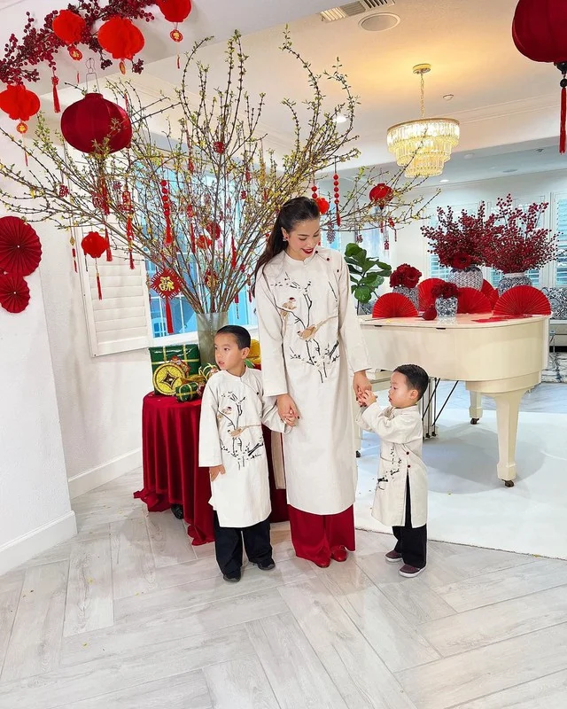 Mỹ Nhân Việt Chuộng Áo Dài Dáng Suông Ngày Tết