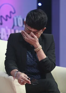 Long Nhat’s Heartbreaking Moment When His Father Publicly Disowned Him in a Local Newspaper - image 3