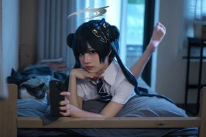 Stunning Kisaki Ryuge Blue Archive Cosplay by Nagi Shimizu in Classic Japanese School Uniform JK Style - High-Quality Aesthetic Photography - image 45