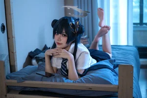 Stunning Kisaki Ryuge Blue Archive Cosplay by Nagi Shimizu in Classic Japanese School Uniform JK Style - High-Quality Aesthetic Photography - image 35