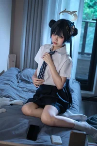 Stunning Kisaki Ryuge Blue Archive Cosplay by Nagi Shimizu in Classic Japanese School Uniform JK Style - High-Quality Aesthetic Photography - image 50