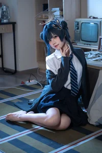 Stunning Kisaki Ryuge Blue Archive Cosplay by Nagi Shimizu in Classic Japanese School Uniform JK Style - High-Quality Aesthetic Photography - image 15