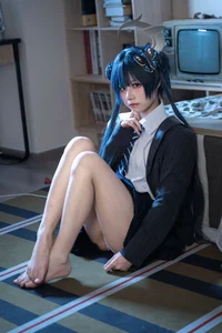Stunning Kisaki Ryuge Blue Archive Cosplay by Nagi Shimizu in Classic Japanese School Uniform JK Style - High-Quality Aesthetic Photography - image 30
