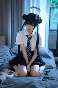 Stunning Kisaki Ryuge Blue Archive Cosplay by Nagi Shimizu in Classic Japanese School Uniform JK Style - High-Quality Aesthetic Photography - image 40