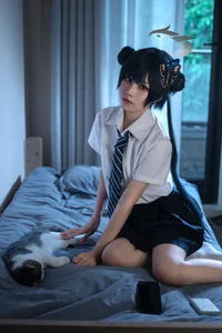 Stunning Kisaki Ryuge Blue Archive Cosplay by Nagi Shimizu in Classic Japanese School Uniform JK Style - High-Quality Aesthetic Photography - image 14