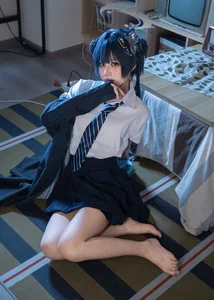 Stunning Kisaki Ryuge Blue Archive Cosplay by Nagi Shimizu in Classic Japanese School Uniform JK Style - High-Quality Aesthetic Photography - image 48