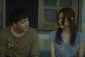 Rising VTV Actor Earns One Billion Annually Refused Thuy Ngan Kiss - image 12