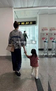 Dam Thu Trang’s Down-to-Earth Parenting Style Wins Hearts - image 0