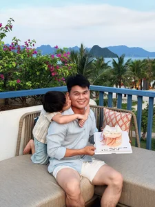 Vietnamese Celeb News June 1: Hoa Minzy's Birthday and Huong Giang's Throwback Look - image 28