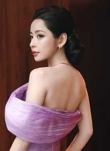 Vietnamese Celeb News June 1: Hoa Minzy's Birthday and Huong Giang's Throwback Look - image 1