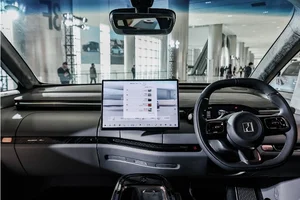 Zeekr 9X Luxury SUV Launches at 1.8 Billion VND to Challenge Mercedes-Benz GLS - image 4