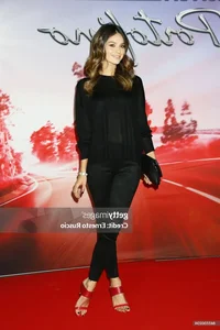 Uncovering the Past of Katy Louise Saunders: Song Joong Ki's Wife - image 9