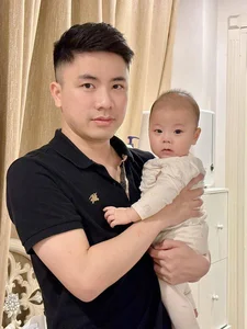 From Flight Attendant Beauty Queen to Elite Motherhood: A Lavish Life with Two Children - image 4