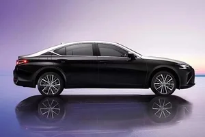 Lexus Vietnam Announces Massive Discounts on Hybrid Models: Save Up to 360 Million VND - image 6