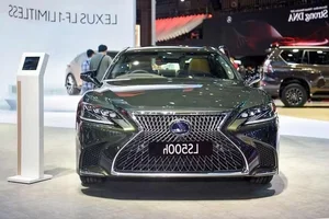 Lexus Vietnam Announces Massive Discounts on Hybrid Models: Save Up to 360 Million VND - image 4