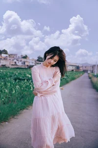 Dynamic Expression: YiTuYu Art Language Vol.4816 with Model Bei Shang Xiao He Ma - image 28