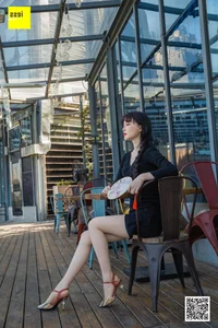 Radiant Miao Jie in the Sunlight - IESS Professional Model Portrait Collection - image 10