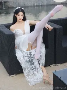 Li Shuang Er No.10661: Ethereal Beauty in a Sexy White Gown - image 5