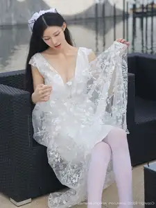 Li Shuang Er No.10661: Ethereal Beauty in a Sexy White Gown - image 40