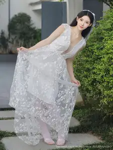 Li Shuang Er No.10661: Ethereal Beauty in a Sexy White Gown - image 52