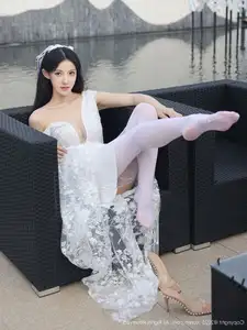 Li Shuang Er No.10661: Ethereal Beauty in a Sexy White Gown - image 53