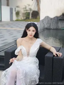Li Shuang Er No.10661: Ethereal Beauty in a Sexy White Gown - image 29