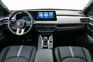 Mitsubishi Xforce Hybrid Debuts in Philippines: Anticipation Grows for Vietnam Release - image 2