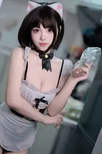 Coser Bangni's Little Cat's Diary Part01: Charming Nekomimi Maid Cosplay Unveiled - image 11