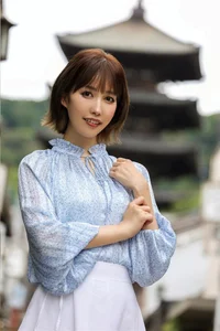 Beautiful Shiori Tokunaga Travel Guide Photo Collection - 78 High-Quality Images - image 0