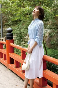 Beautiful Shiori Tokunaga Travel Guide Photo Collection - 78 High-Quality Images - image 13