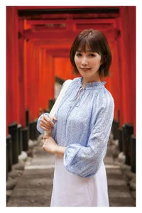 Beautiful Shiori Tokunaga Travel Guide Photo Collection - 78 High-Quality Images - image 15