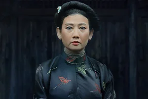 My Uyen Shines as the Captivating Villain in Detective Kien - image 2
