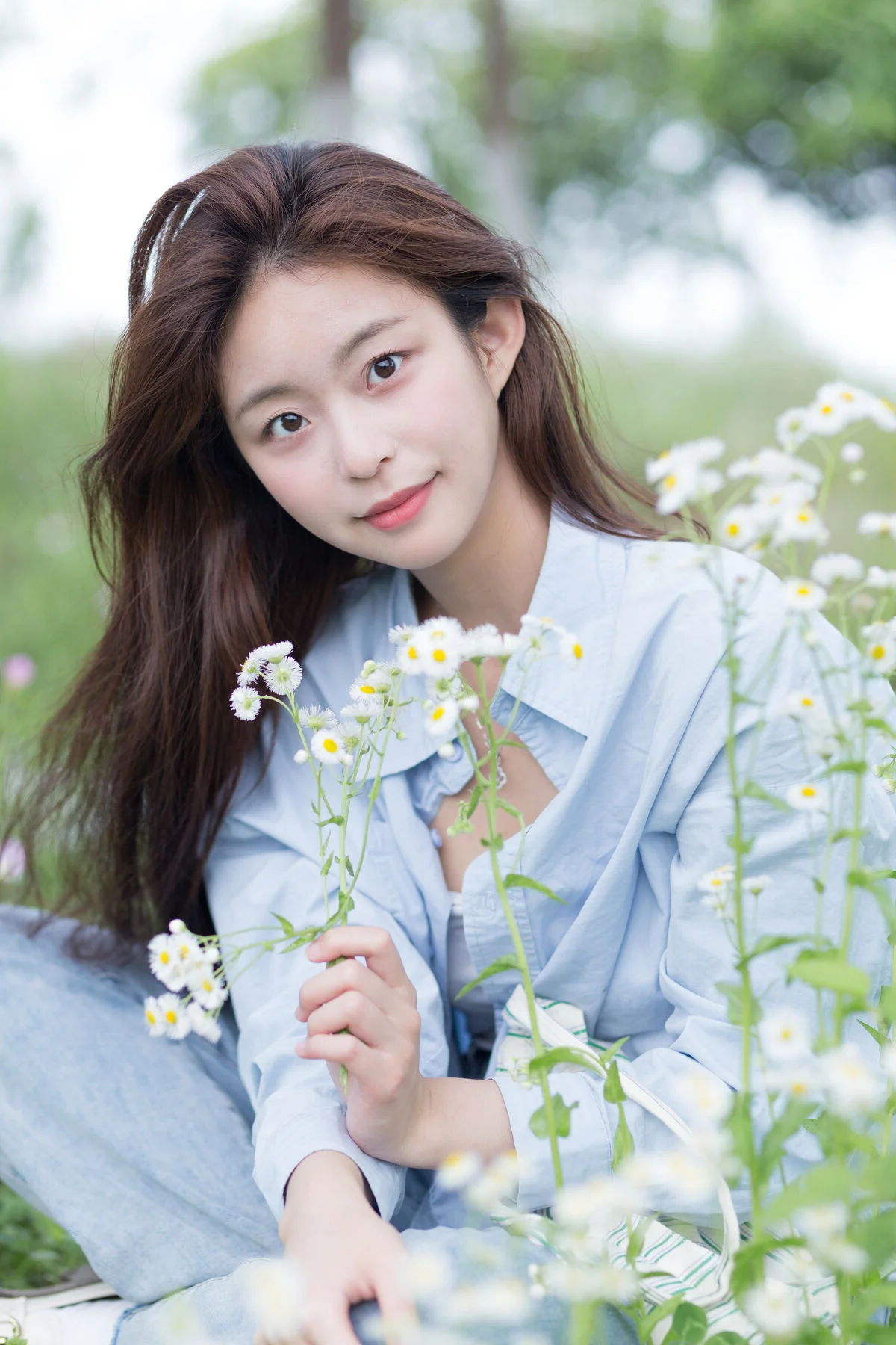 Exquisite Visual Storytelling with Chickkii in YiTuYu Vol.7806