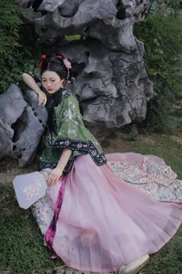 Captivating Visuals: YiTuYu Art Language Vol.5789 Showcasing the Stunning Mao Zi Zi - image 14