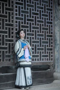 YiTuYu Art Language Vol.7548: The Mystical Charm of He Xiang Gu - image 4