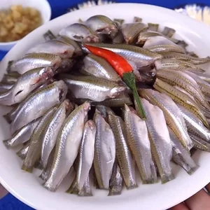 Mekong Delta Small Fish: A Sweet, Boneless Culinary Specialty Loved by City Dwellers - image 9