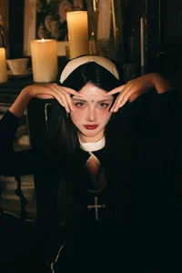 Yituyu Nun's Lane Portrait Collection: Timeless Street Aesthetics - image 7