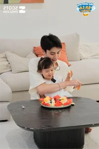 Tuan Duong Shares Effective Parenting Secrets: Balancing Care and Discipline for a Happy Family Life - image 5