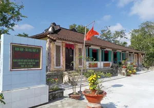 Discover the Architectural Marvel of the Hundred-Column Ancient House in Vietnam's Mekong Delta - image 8