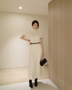 Four Chic Ways to Style Straight Skirts This Season - image 5