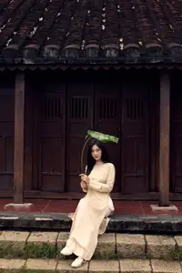 Timeless Vietnamese Beauty: Elegant Ao Dai Girl Amidst Ancient Architecture - Photo 597392964_1911130843144618_1615706383643237778_n.jpg - image 5