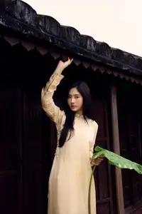 Timeless Vietnamese Beauty: Elegant Ao Dai Girl Amidst Ancient Architecture - Photo 597392964_1911130843144618_1615706383643237778_n.jpg - image 9
